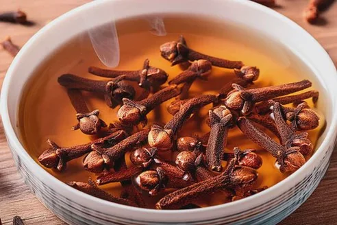 Chiodi di garofano in infusione